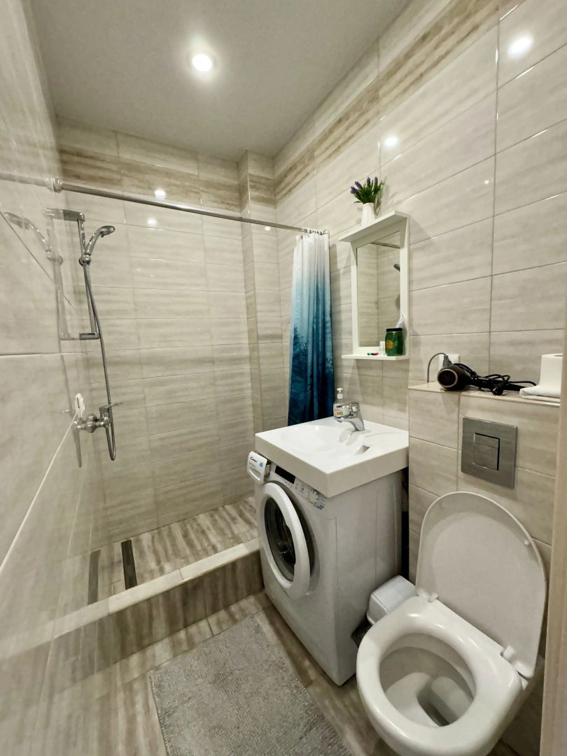 Квартира Студия с балконом напротив ТЦ Горки Город