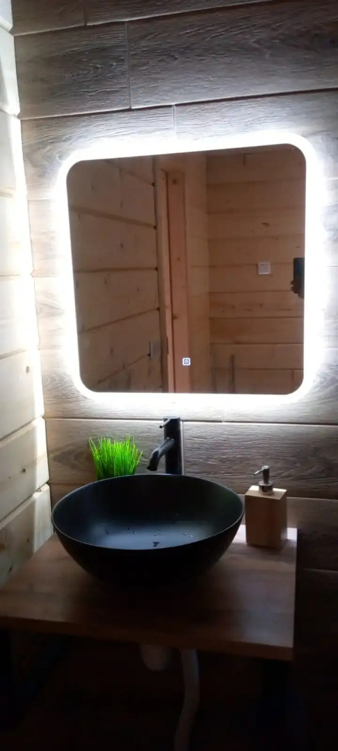 Частный дом Традиция отдыха - дом у озера c баней и купелью