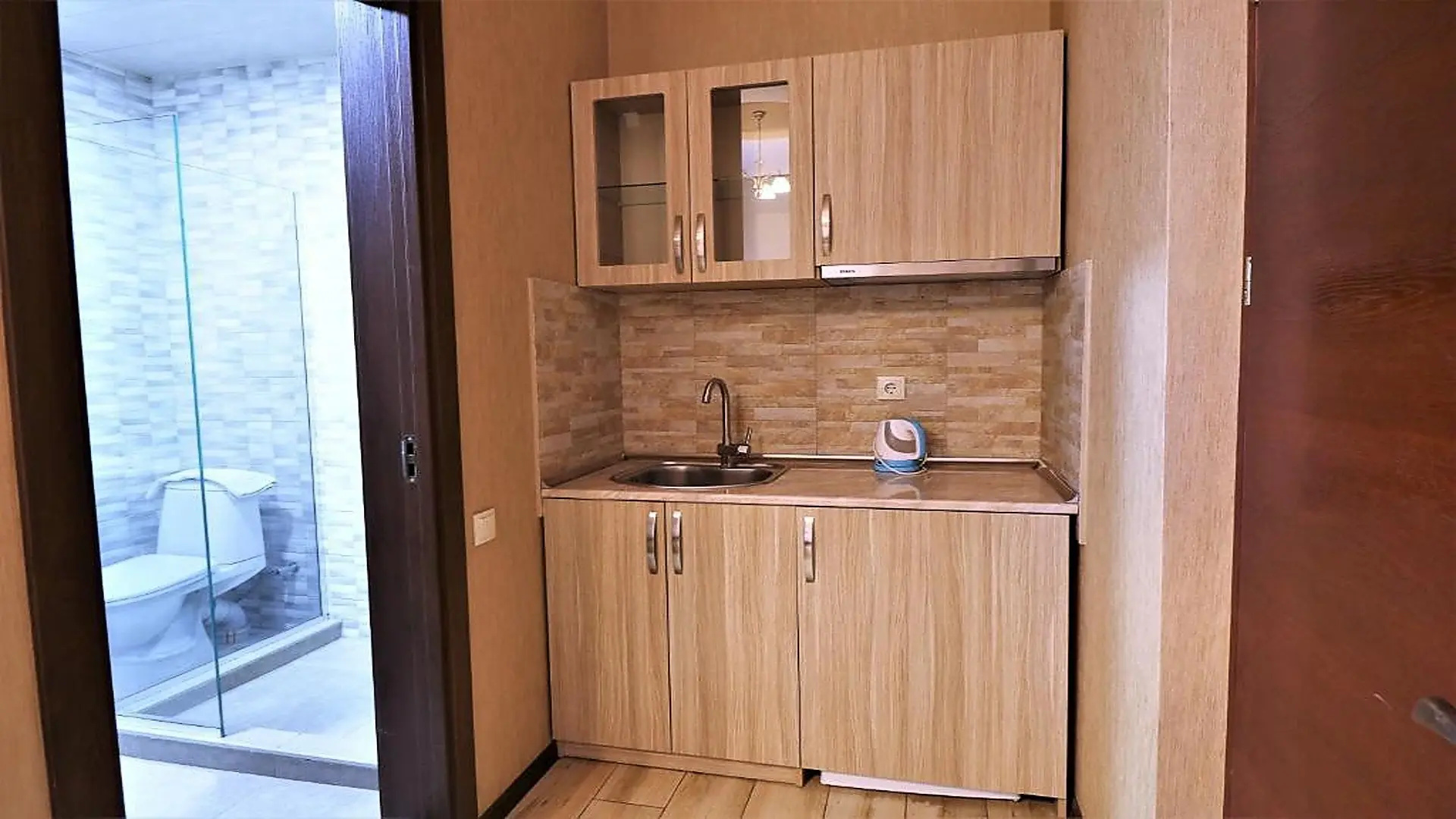 Отель Tabori