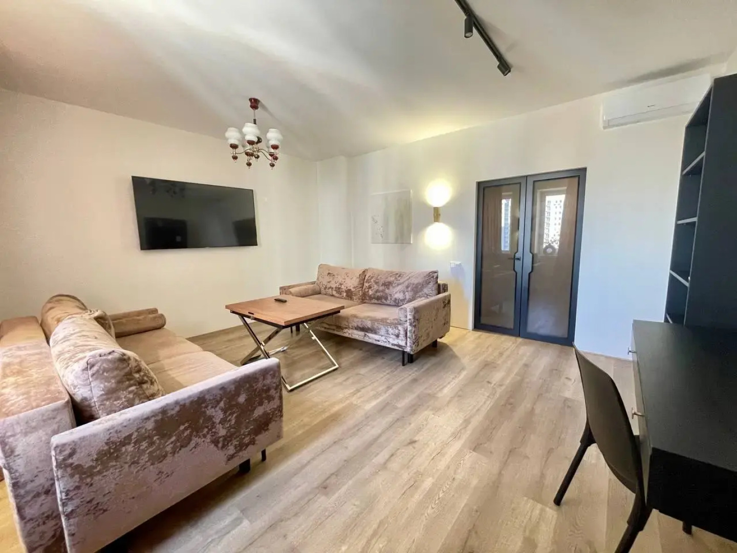 Апартаменты Уют Люкс (до 6 чел.)