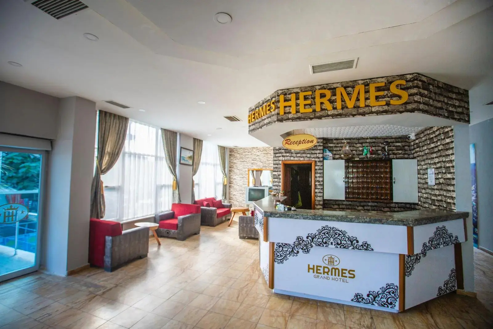 Отель Grand Hermes
