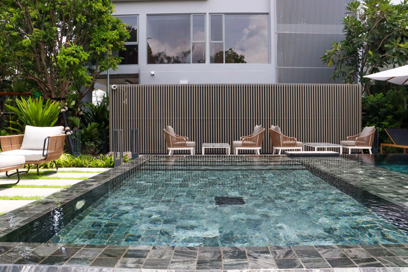 Апартаменты Lakeside Residences by NLA