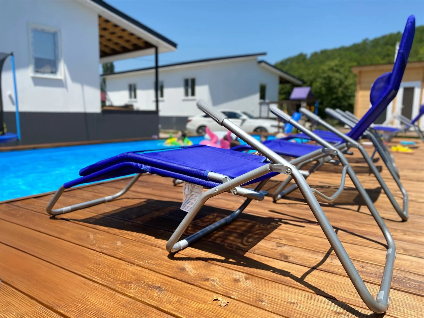 Частный дом с бассейном и баней