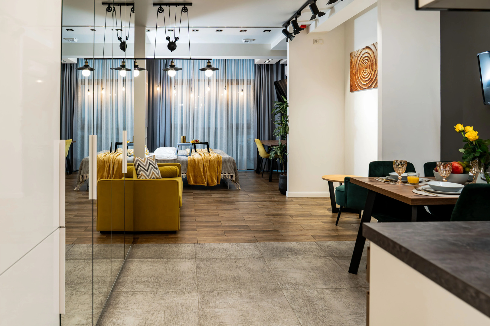 Апартаменты SKY INN Color Gold