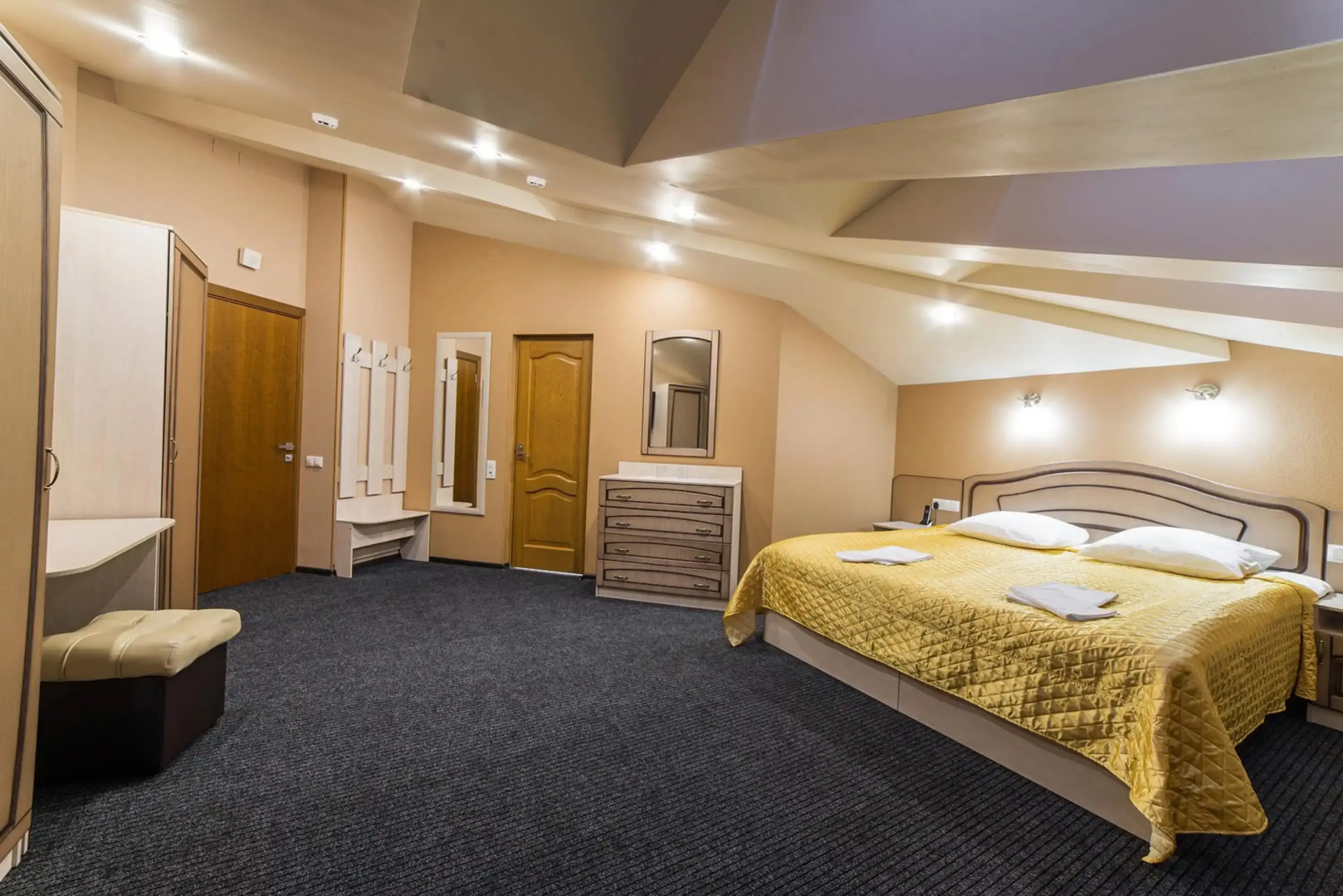 Отель Виктория