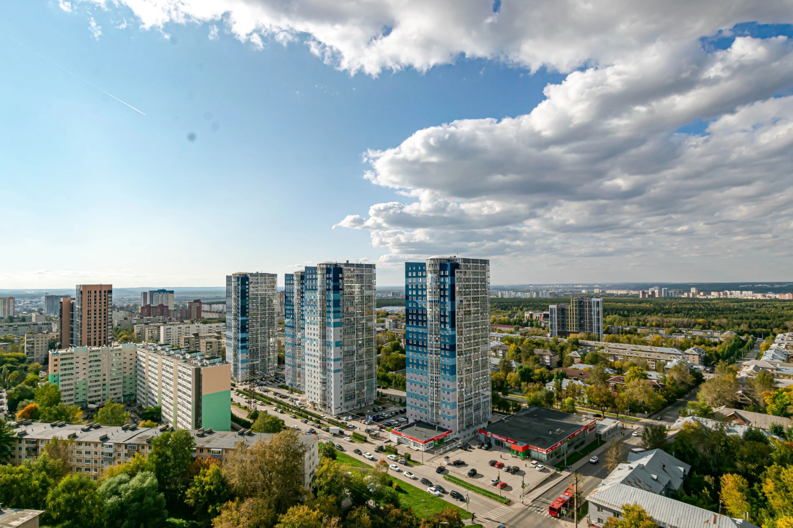 Апартаменты Cosmos Apart на Леонова 41/1