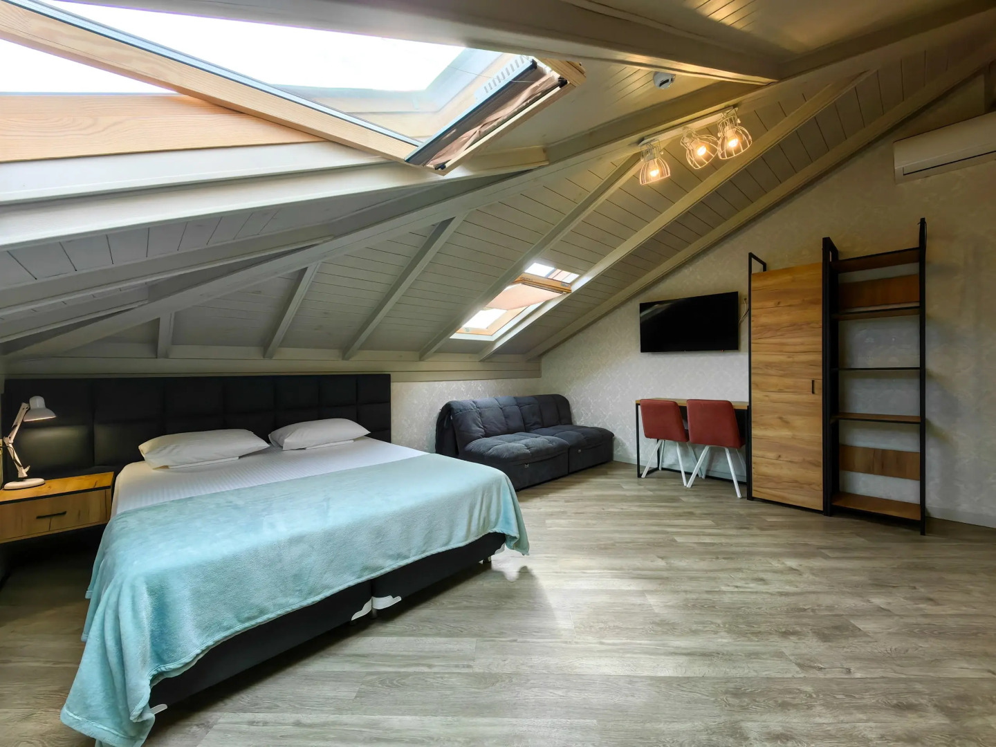 Меблированные комнаты Лалеби