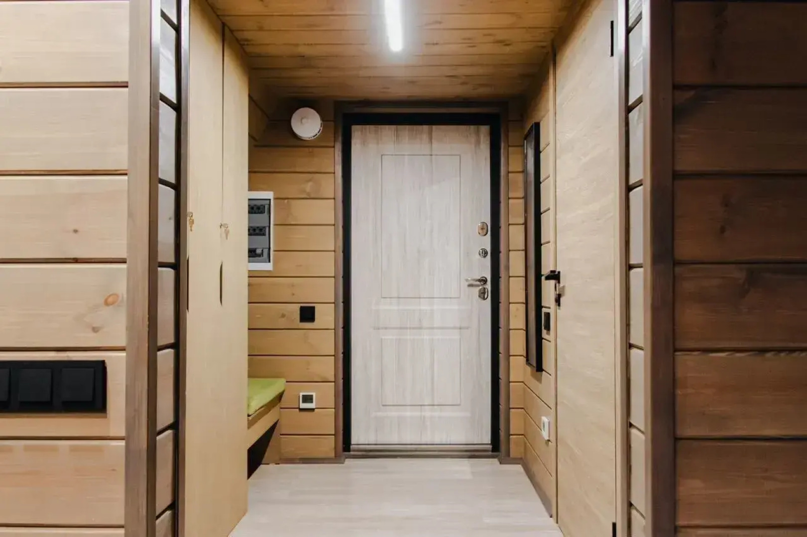 Частный дом Хвоя Темный