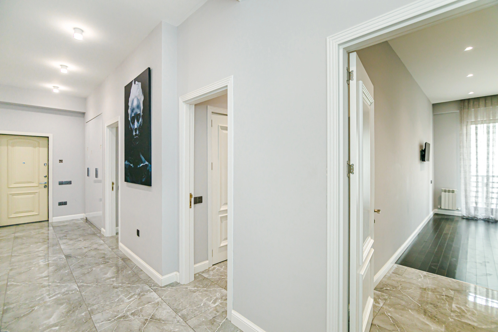 Апартаменты Luxury Apartment Sahil Residence