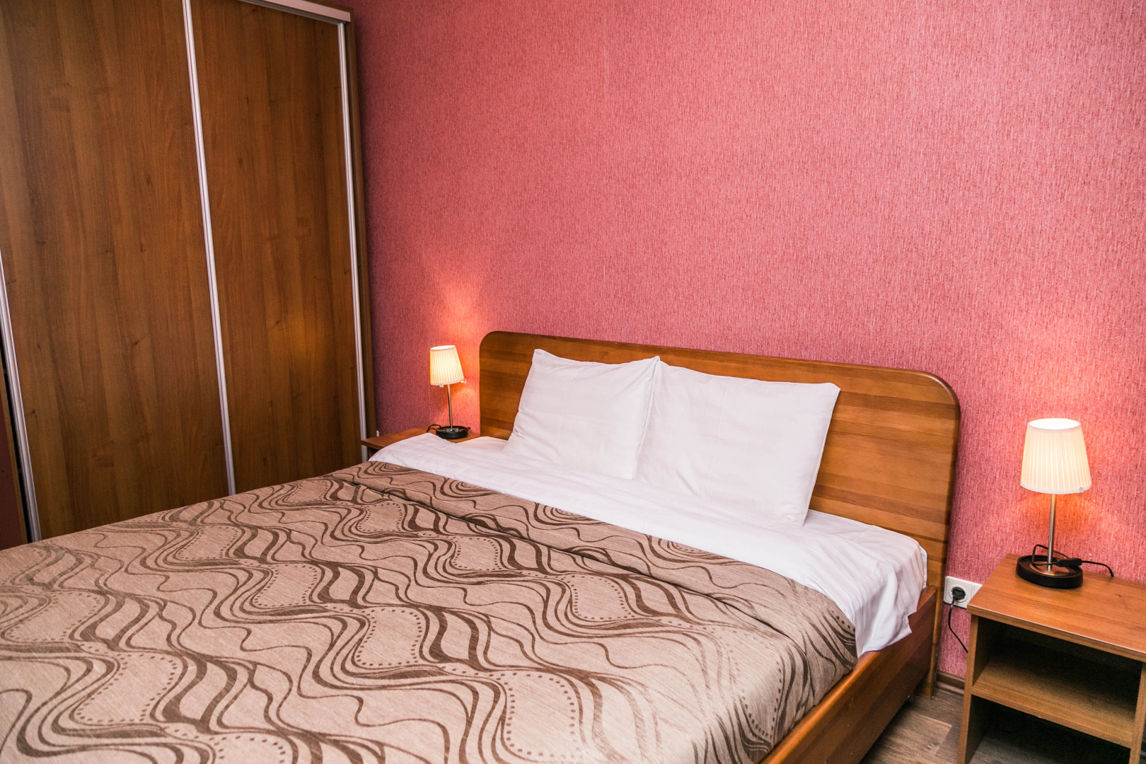 Отель Золотая Долина