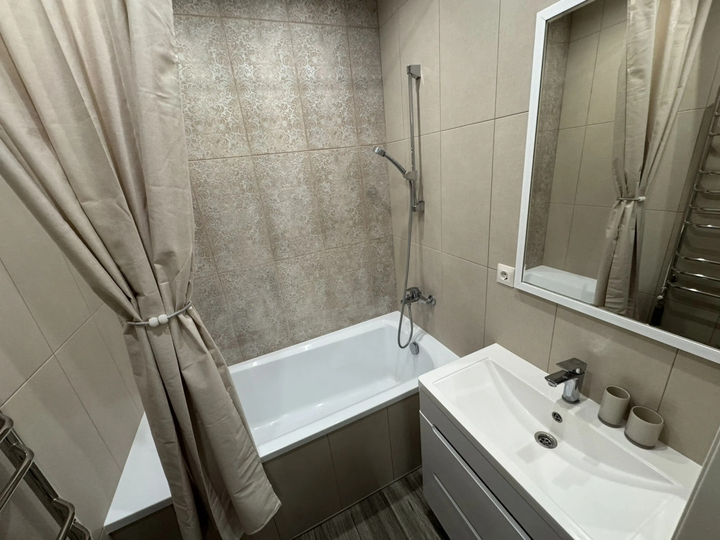 Квартира двухкомнатная в центре Морская волна