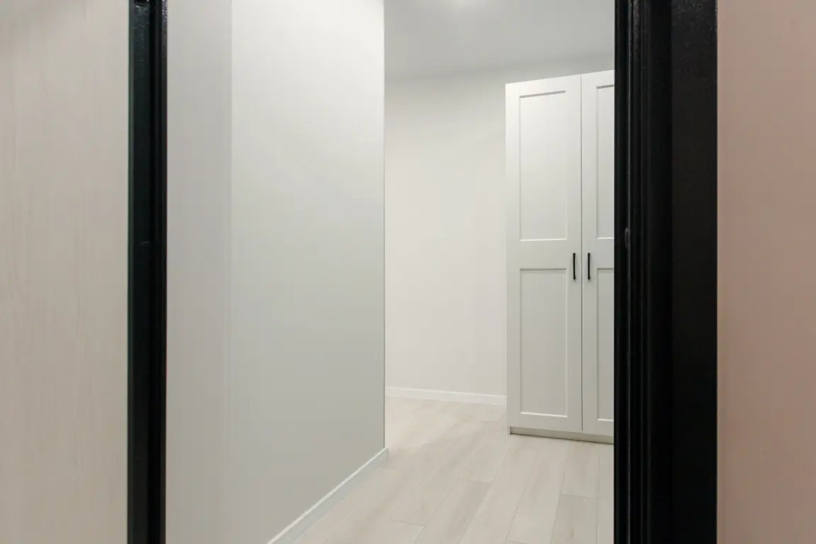 Апартаменты Улучшенные с Кроватью и Диваном в Историческом Центре 37м