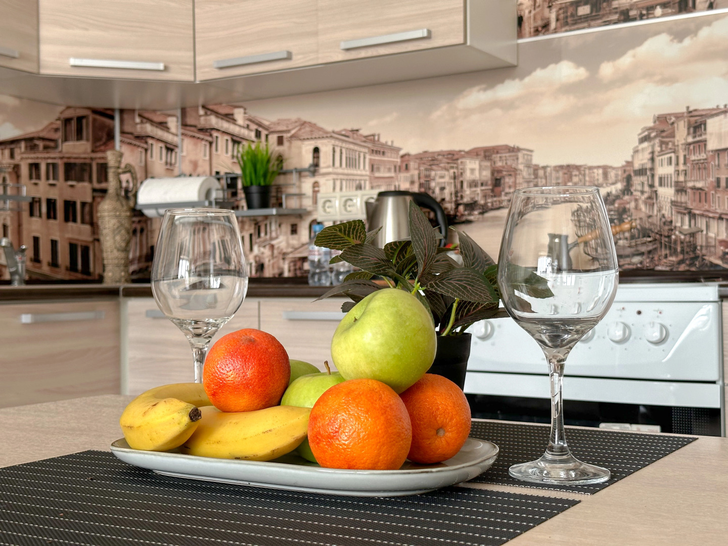 Апартаменты Комфортные светлые апартаменты у метро Беломорская