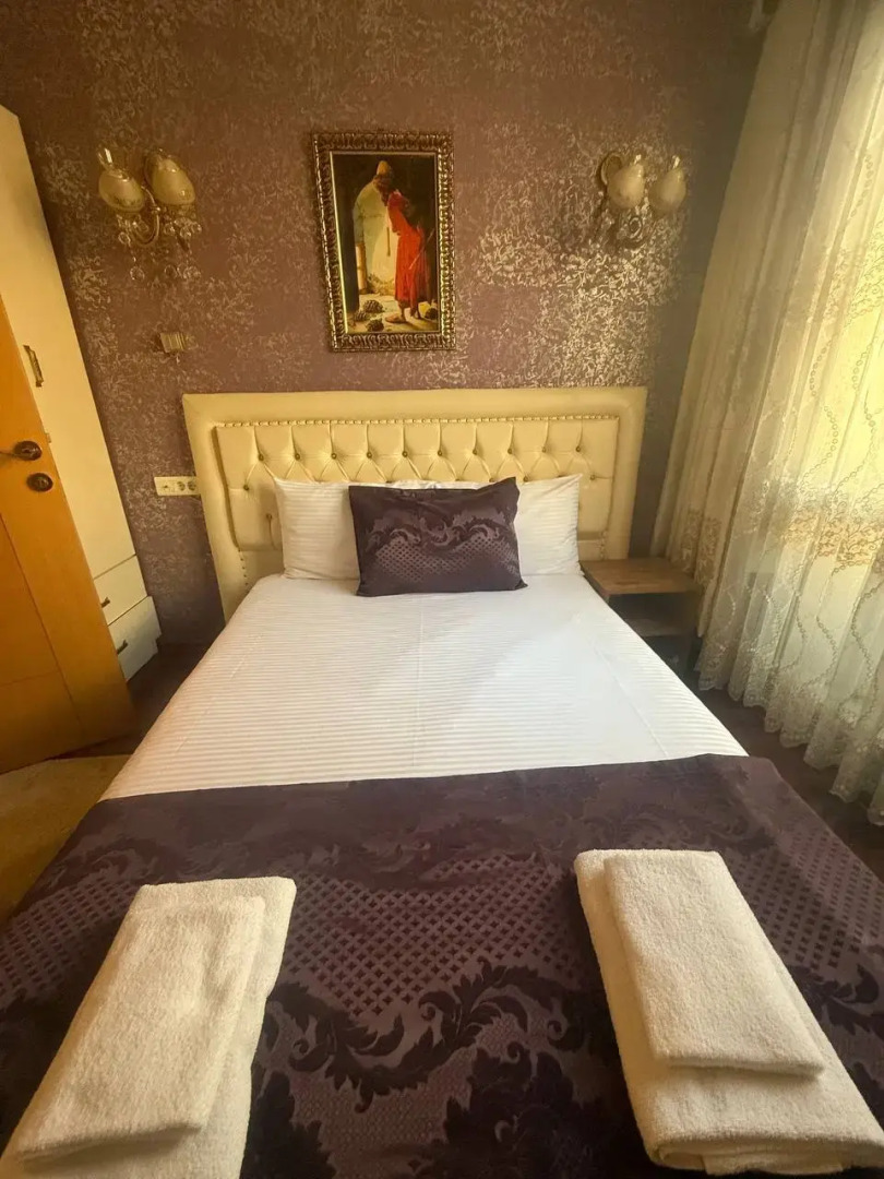 Апартаменты 3BR Flat Old Style 4AC Terrace, Metro