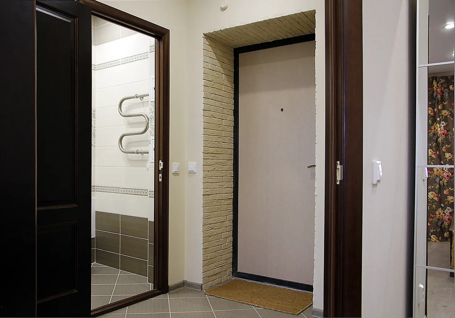 Апартаменты 3 у Патриаршей Сеть ЙоХоум