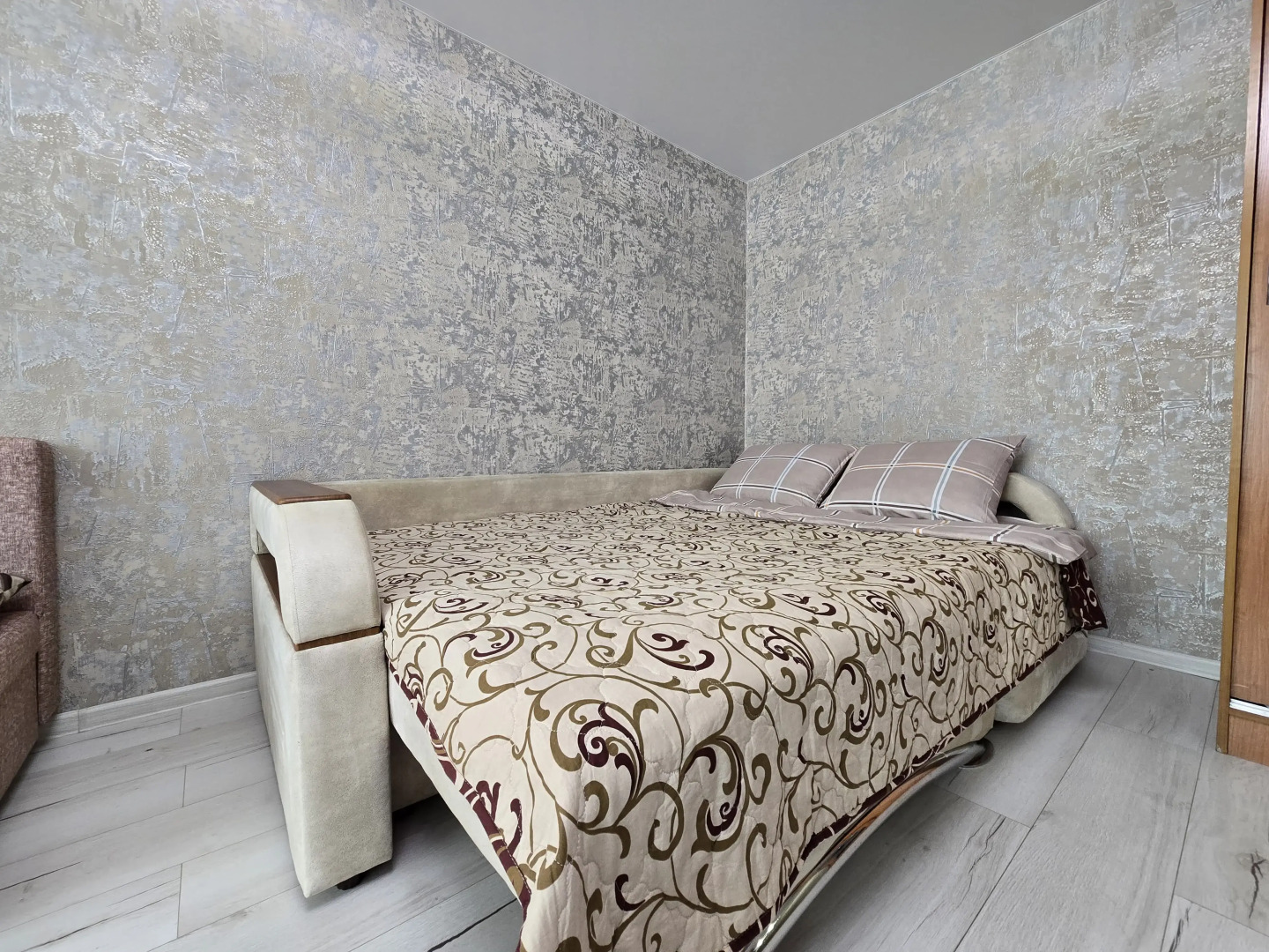 Квартира Красивая Студия в Стиле Hi Tech