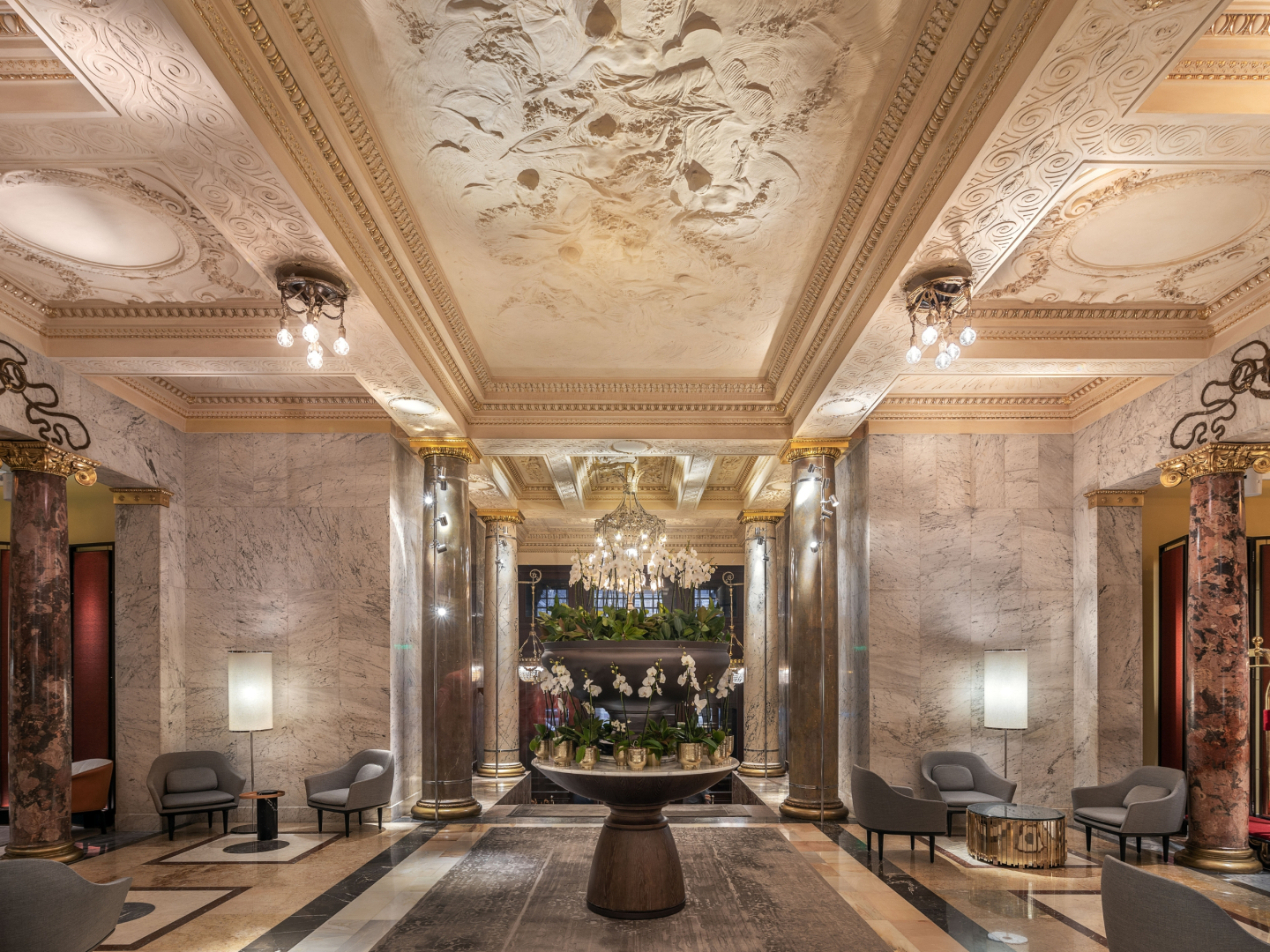 Отель Метрополь