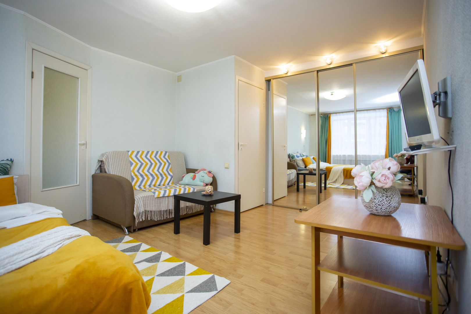 Квартира УК АТМОCФЕPА  в Цeнтре Яpocлaвля в 2-x минутах пешком дo Набeрежной Реки Котоpoсль