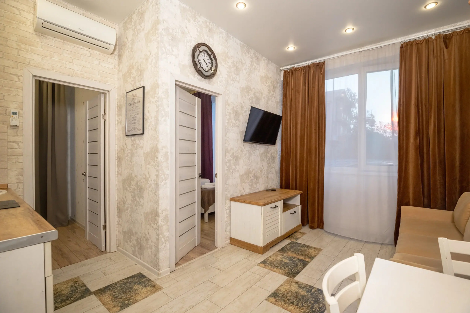 Апартаменты Море Апартаментов на Цветочной 30-1