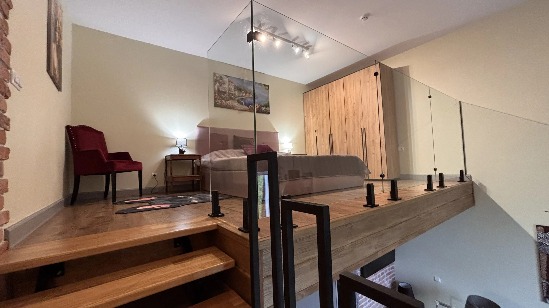 Апартаменты Современные Двухуровневые в стиле Лофт