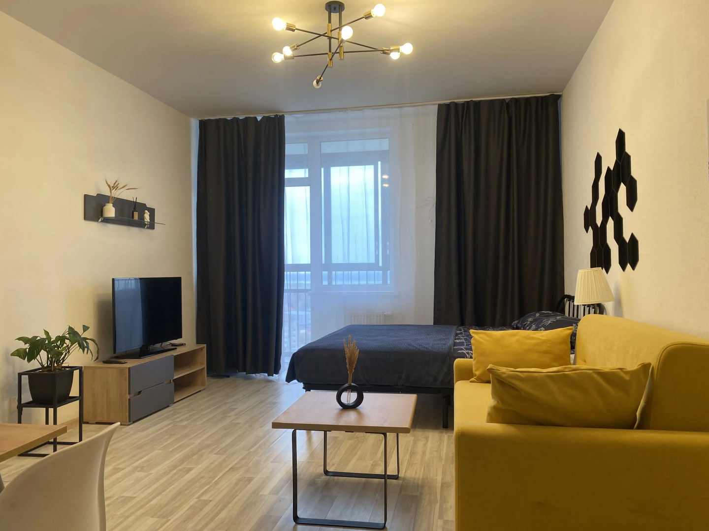 Апартаменты Студия с видом на озеро