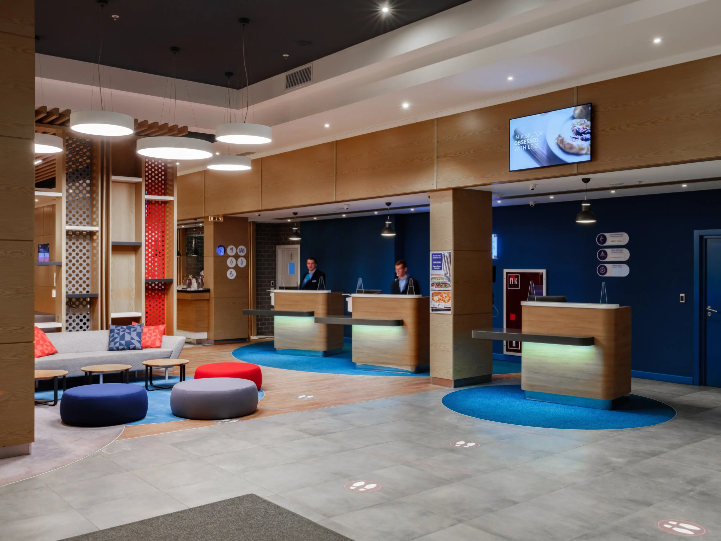 Отель Holiday Express Moscow Sheremetyevo Airport