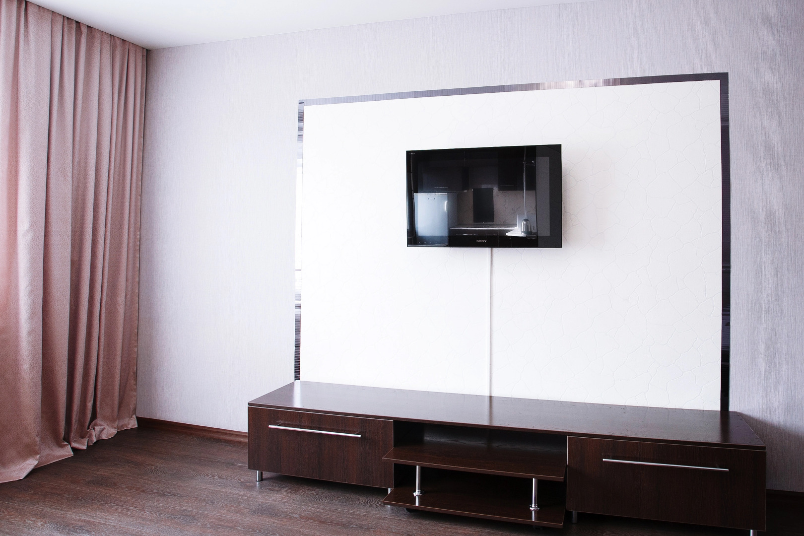 Квартира с балконом на Сурикова 17