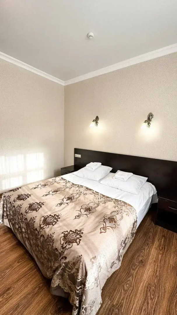 Отель Кавказ