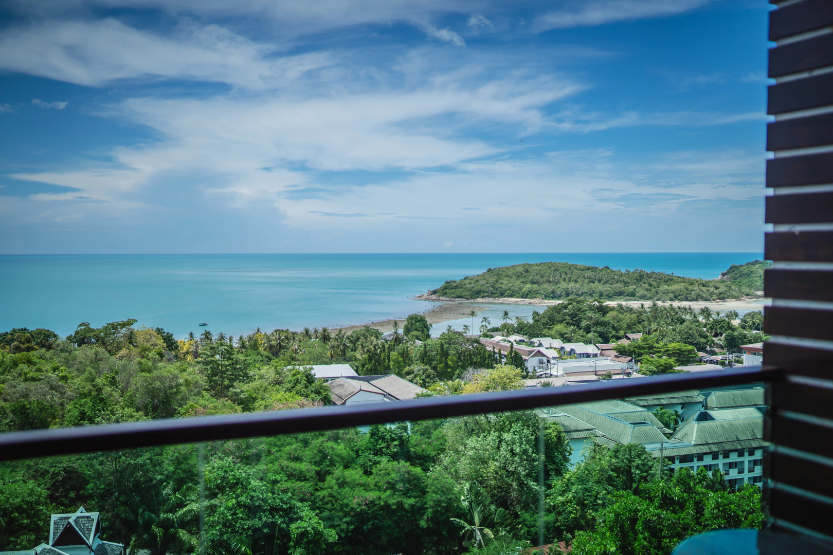 Отель KC Resort & Over Water Villas