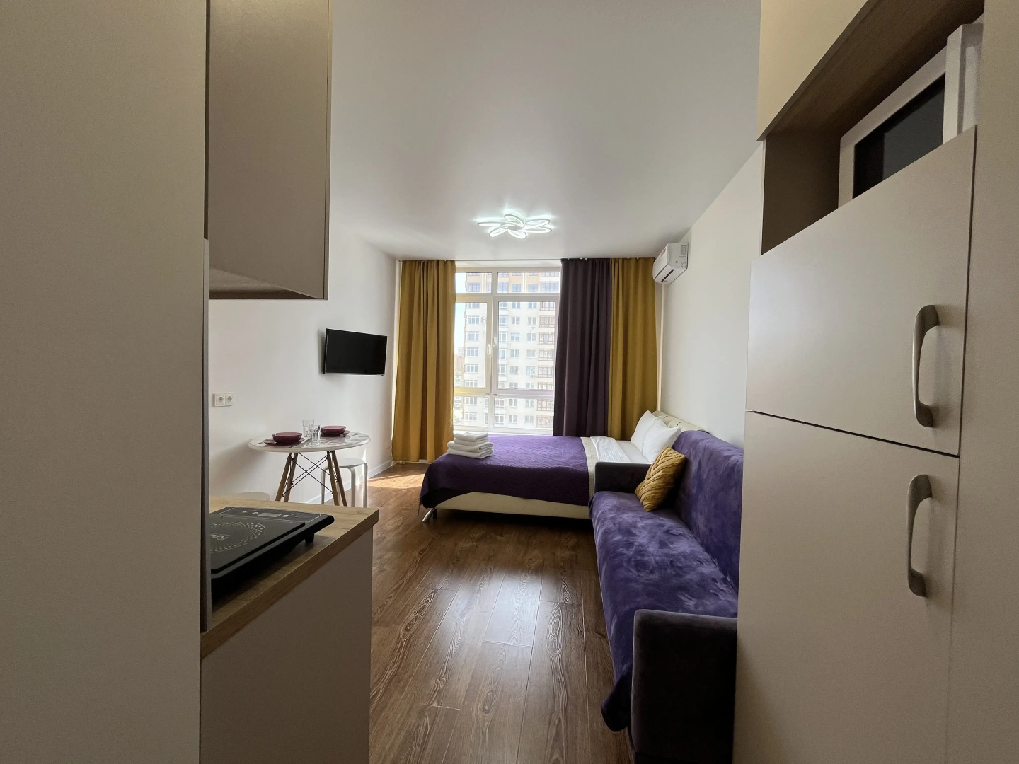 Апартаменты Unique Apart Бархат у Парка Ангелов и Цирка на Мичурина 58/1