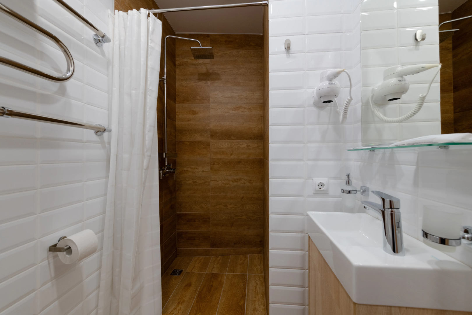 Отель Кипарис