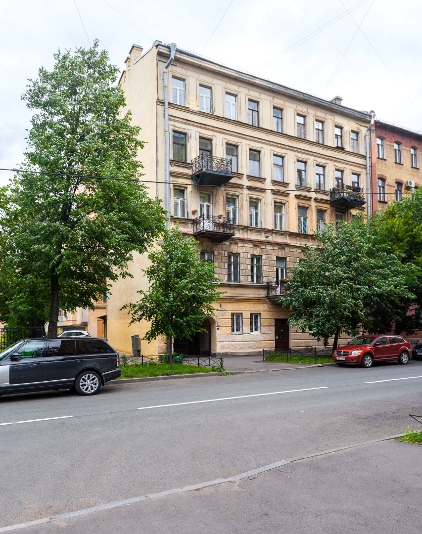 Grand Apartments