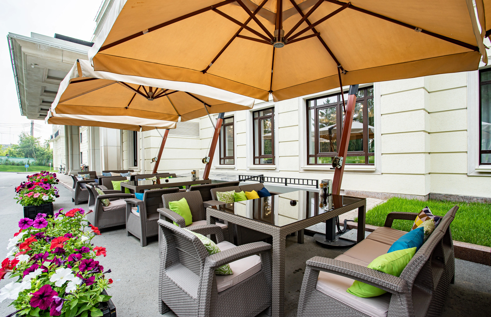 Апарт-Отель Ramada hotel&suites by Wyndham Novosibirsk Zhukovka