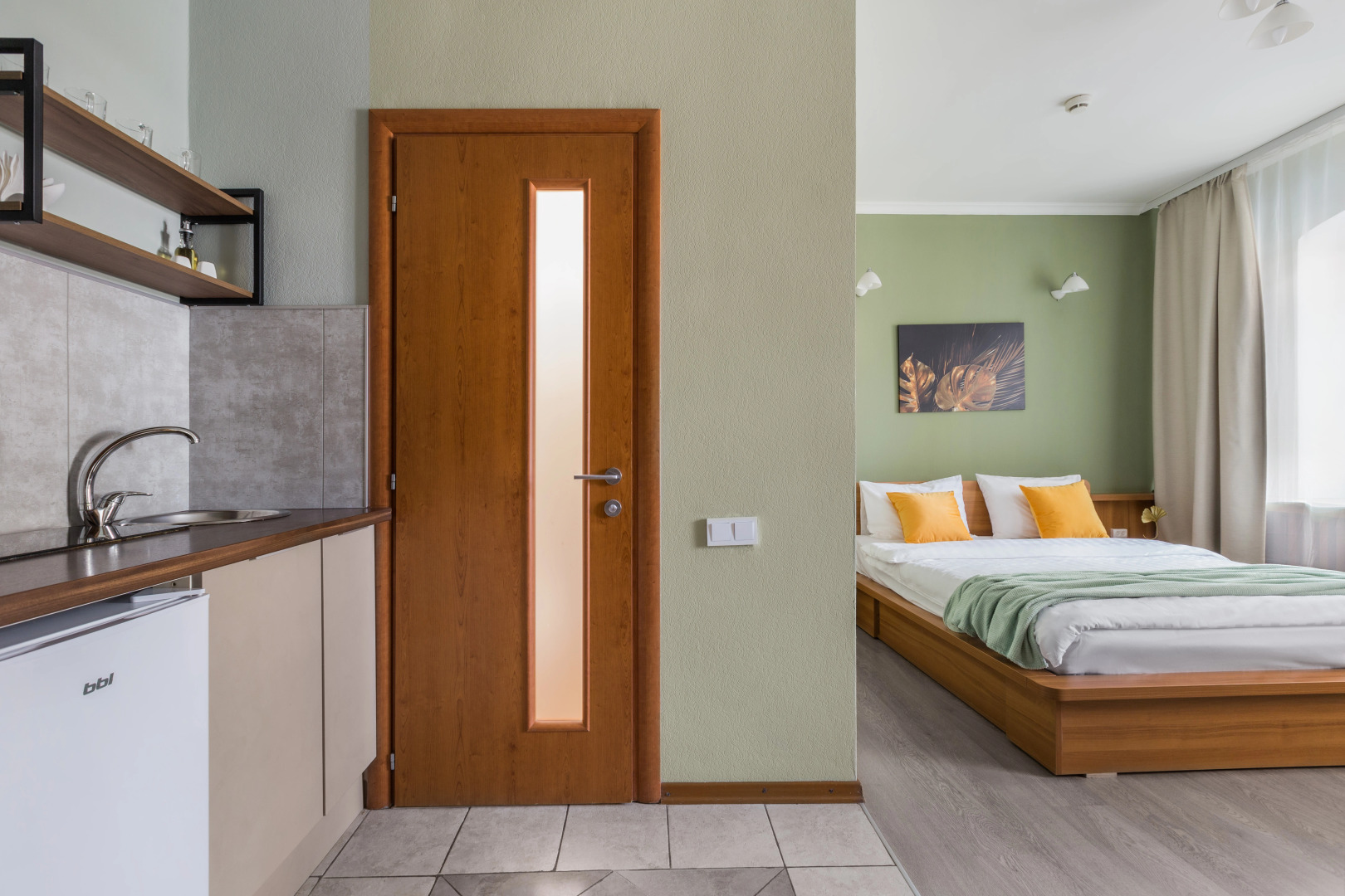 Апартаменты для двоих гостей с 1 кроватью (1 эт или 2 эт)