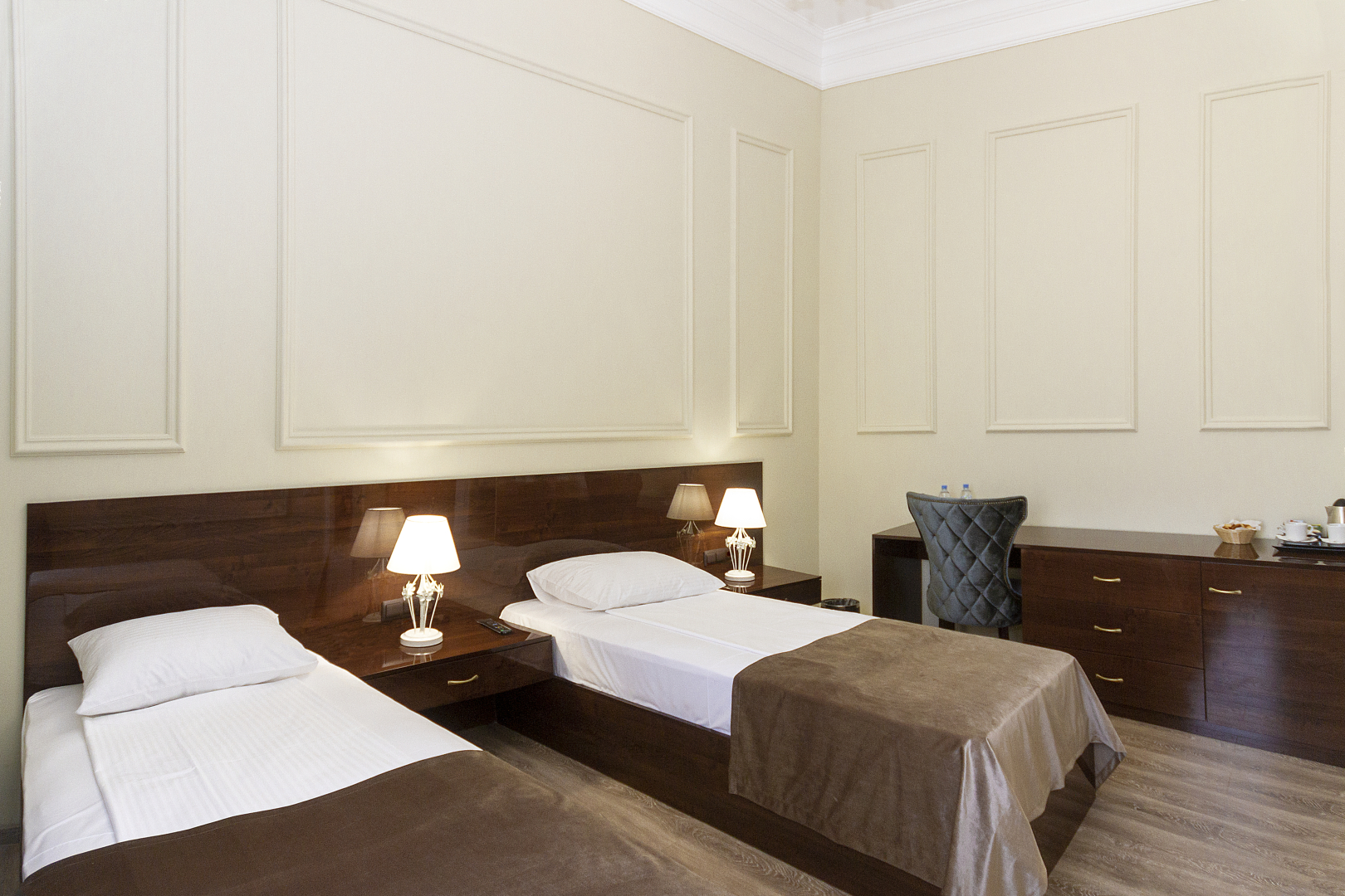 Отель Меридиан