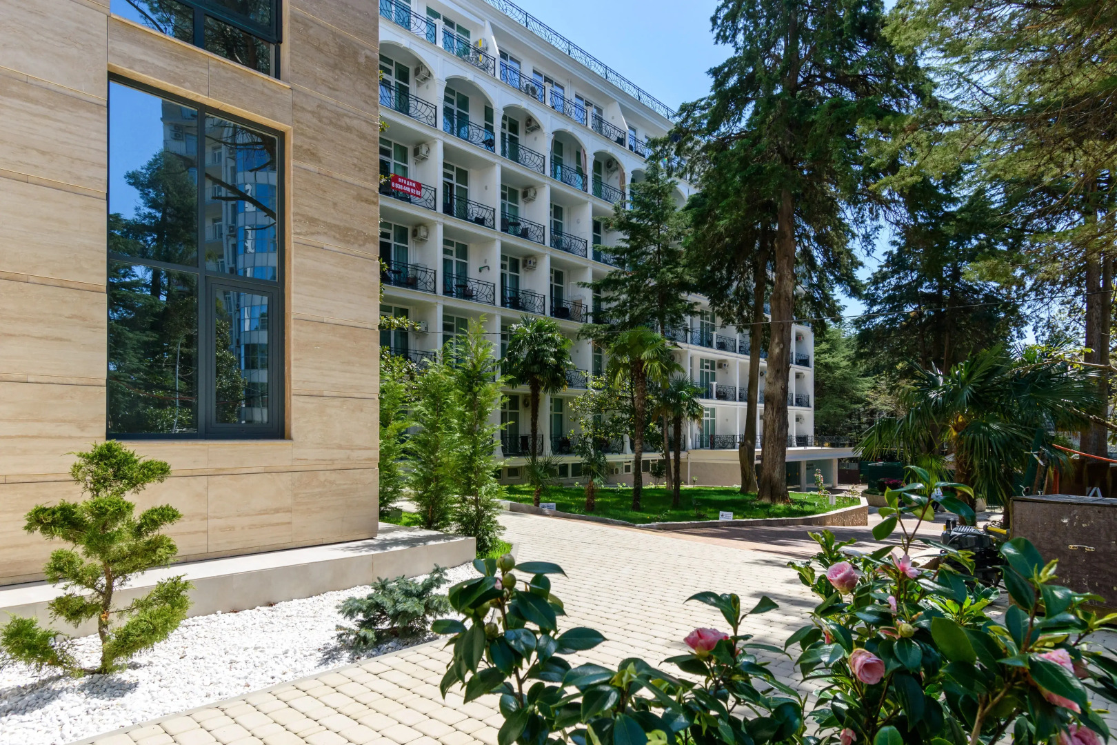 Апартаменты SochiHome Депутатская 4