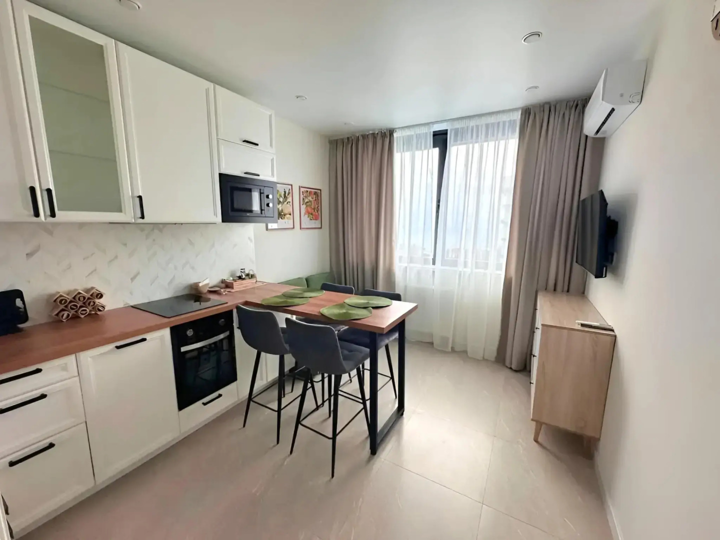 Апартаменты ЖК Кислород с видом на море 38 кв м