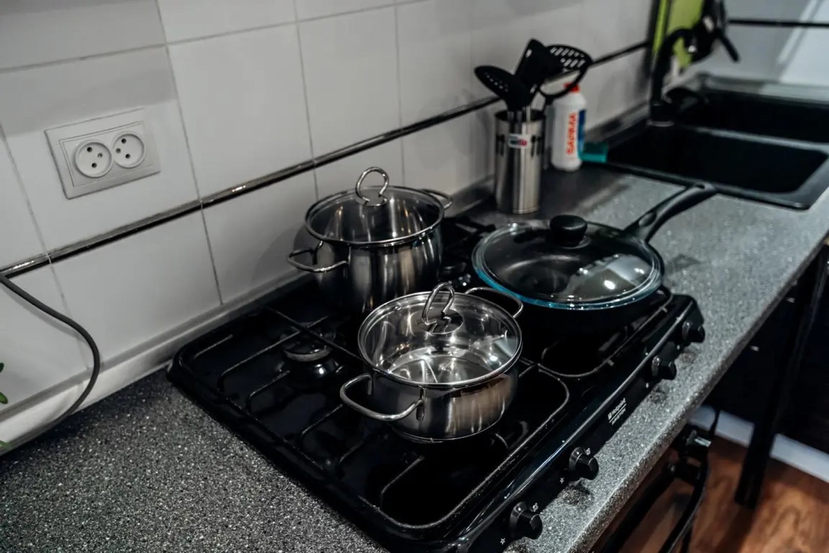 Апартаменты Трехкомнатные на Энгельса