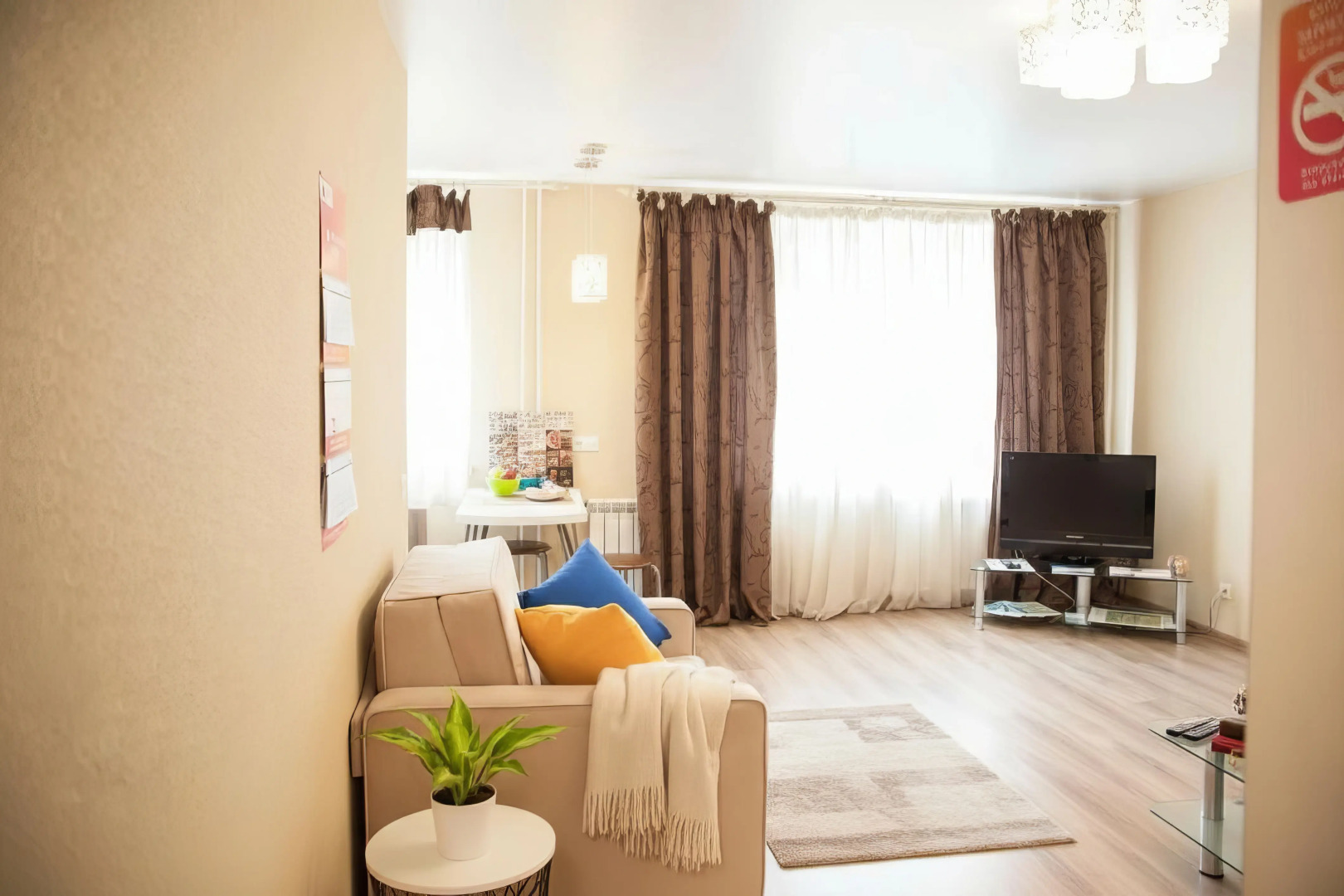 Апартаменты 9 ночей на Анохина 26A