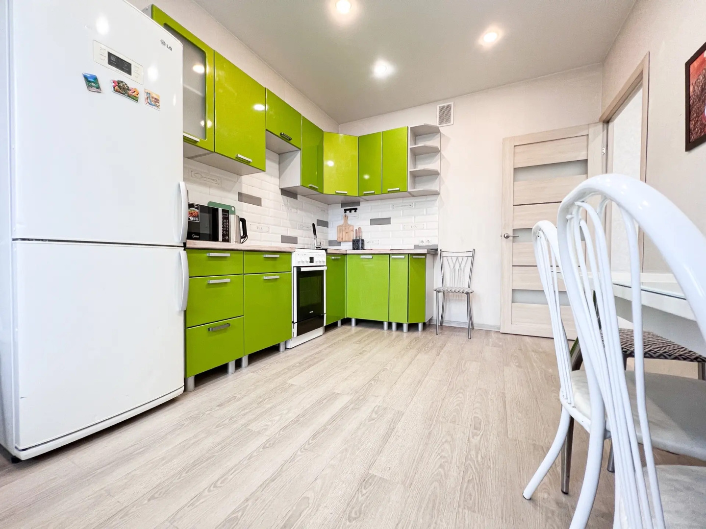 Квартира для 8 человек возле аэропорта