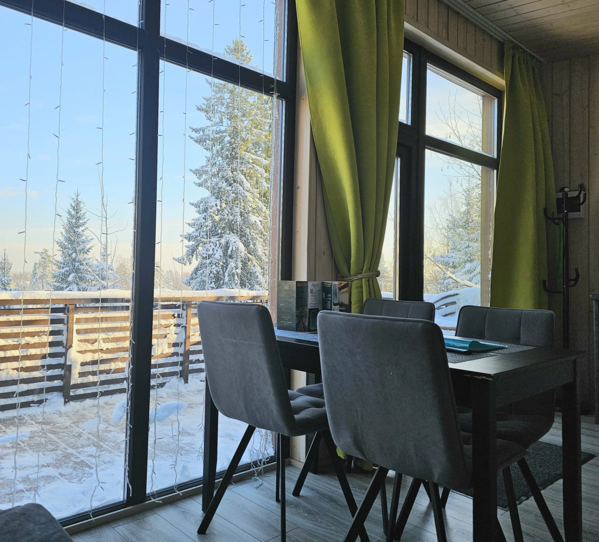 Коттедж Черничный Склон Lime House