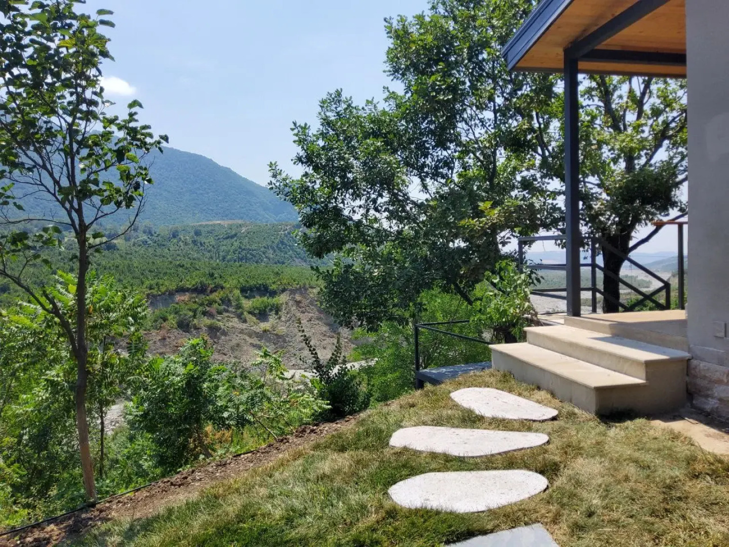 Апарт-отель Lady and Bear GH