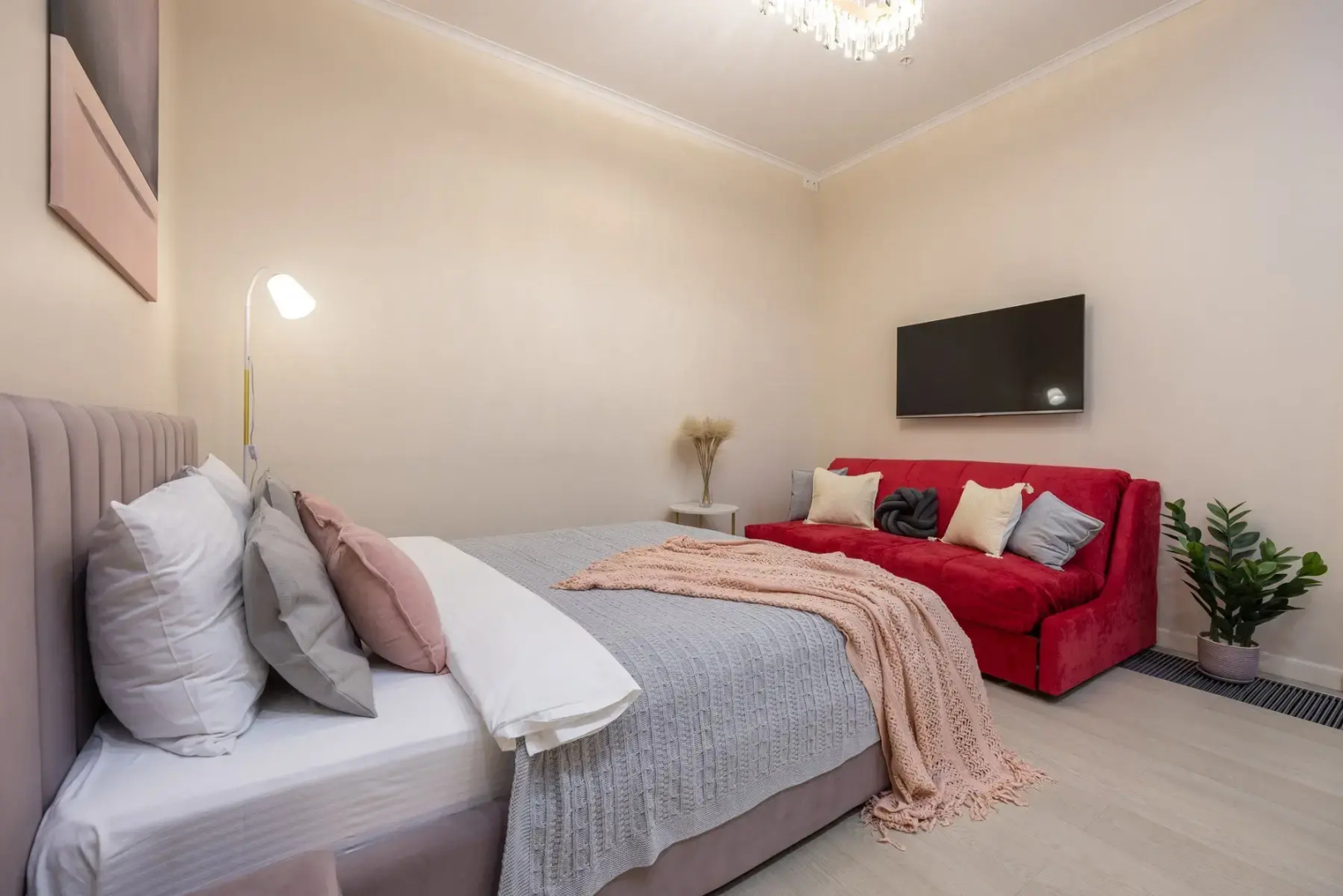 Апартаменты Алис Sun-Kissed Interiors