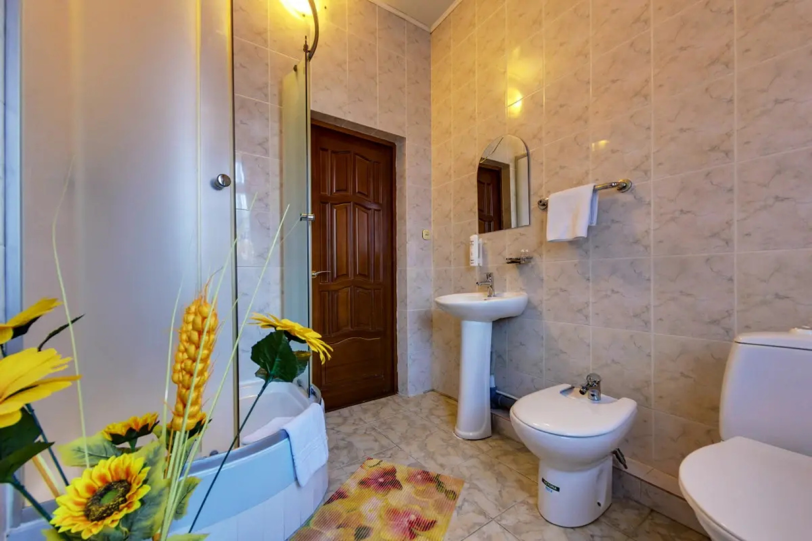 Отель Мартон Пашковский