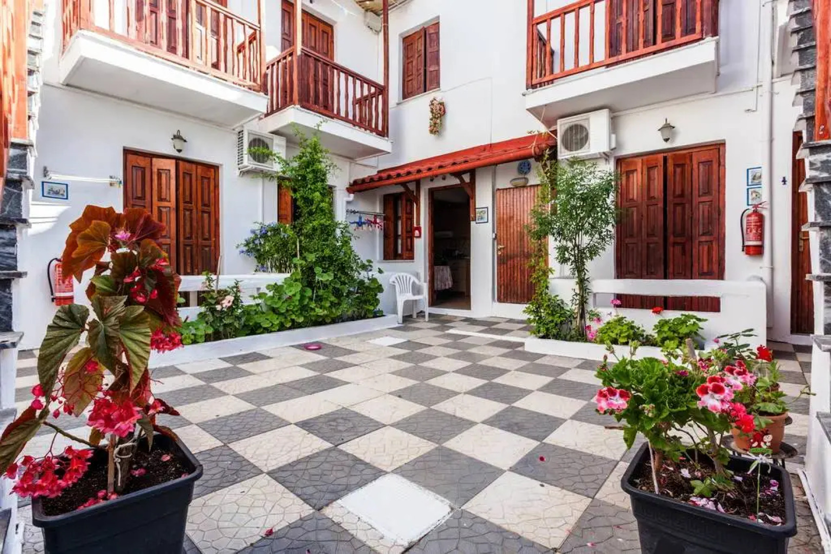 Апартаменты Amalthia Studios