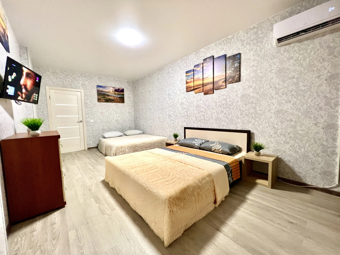 Апартаменты Уютные в ЖК Академический на 8 этаже (рядом с Парком Гагарина) пр-кт К.Маркса, 242