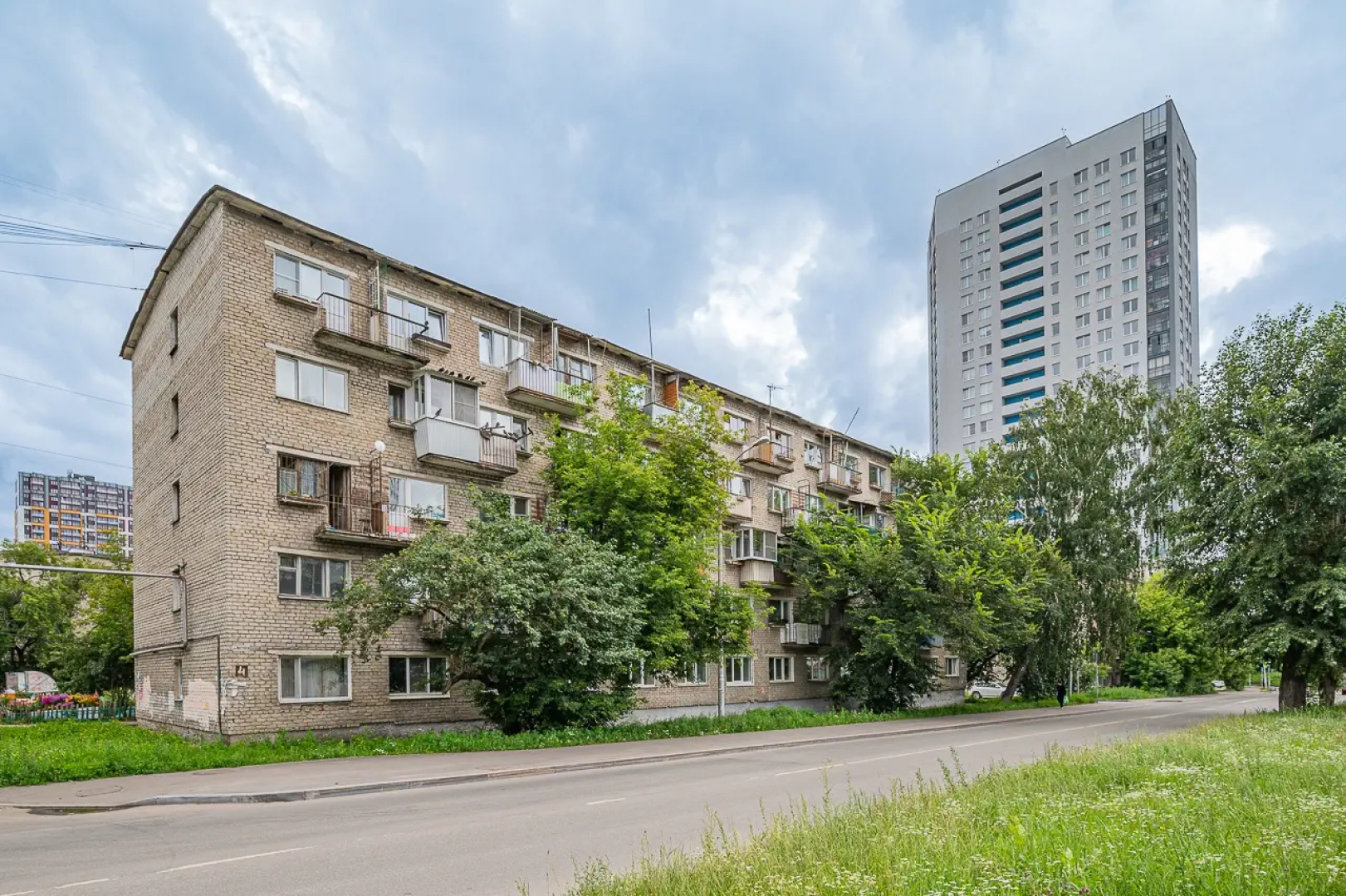 Квартира рядом с ЖД вокзалом