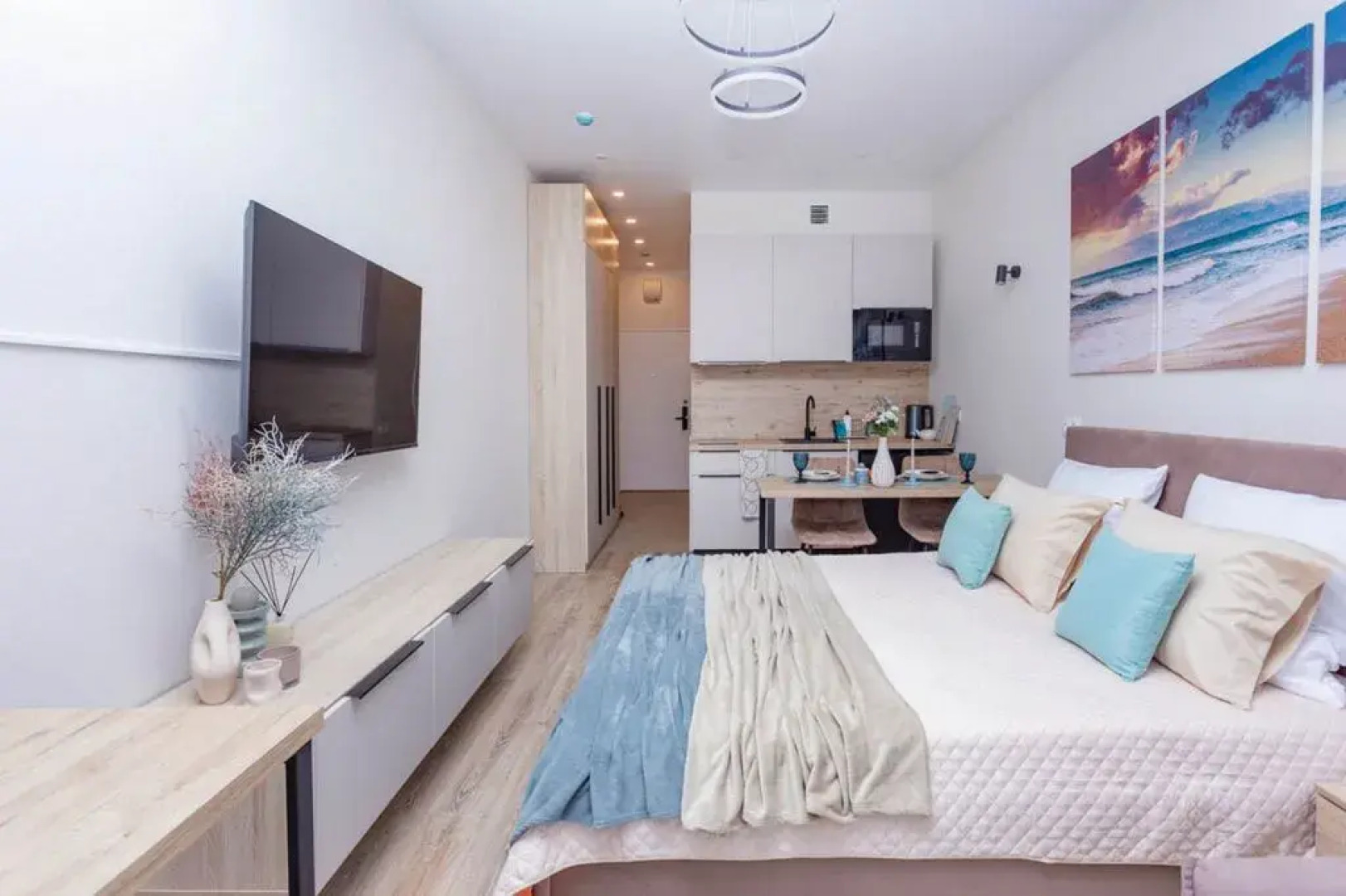 Квартира Студия ТутУют в ЖК Афи Тауэр