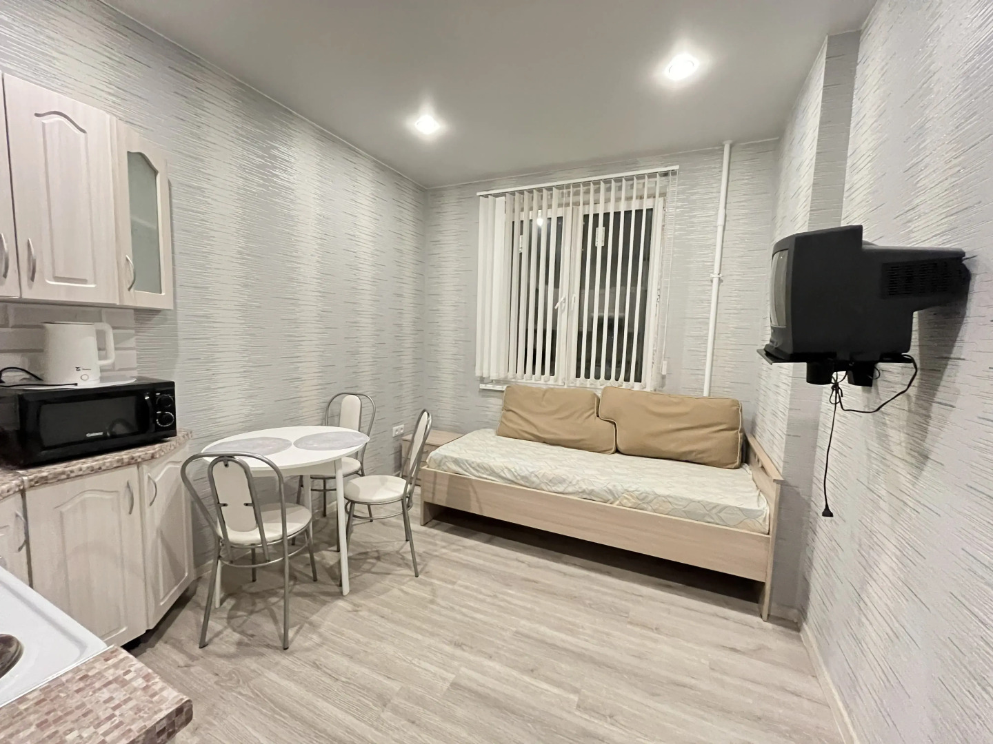 Апартаменты на Лётчика Волчкова 1