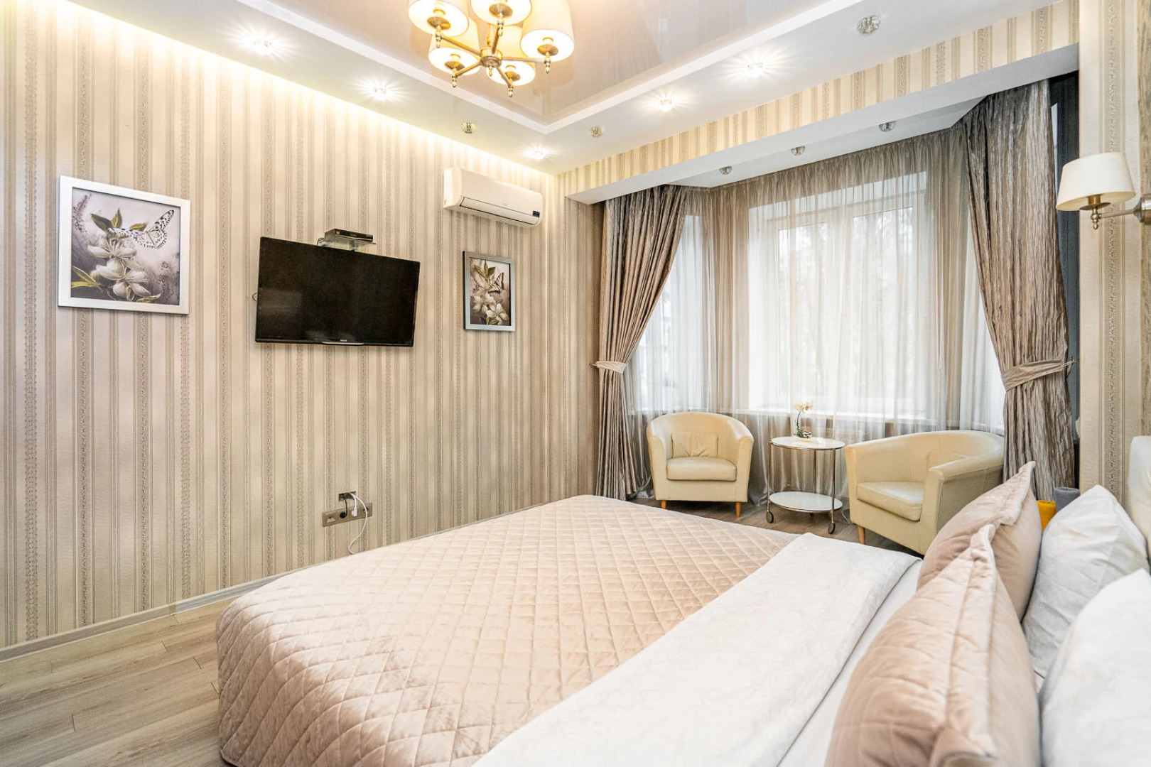 3-комн. VIP апарты на ул. Кирова 3